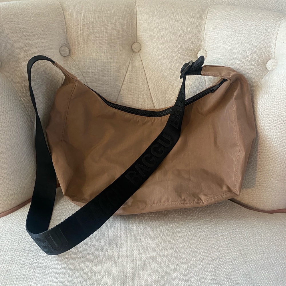 Brown Medium Nylon Crescent BAGGU